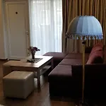 Deluxe Apartment *