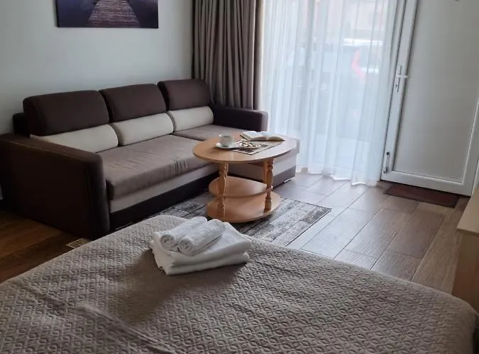 Deluxe Паланга